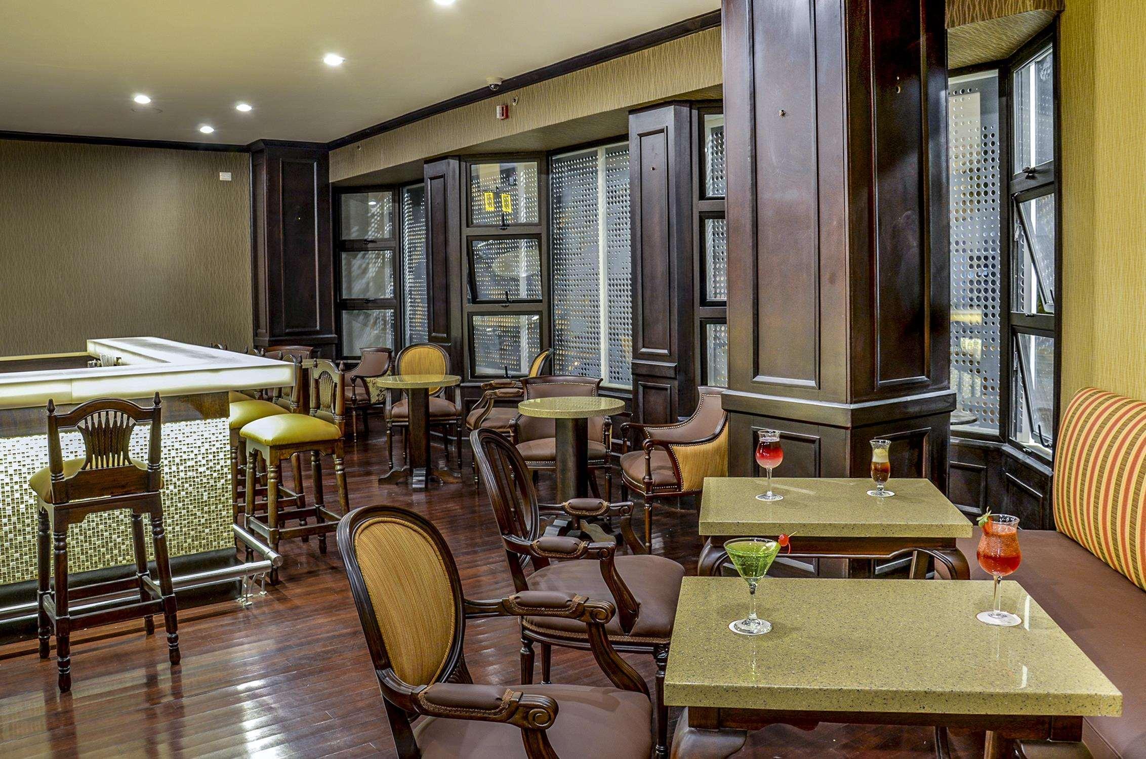Hilton Garden Inn Guatemala City Exteriör bild