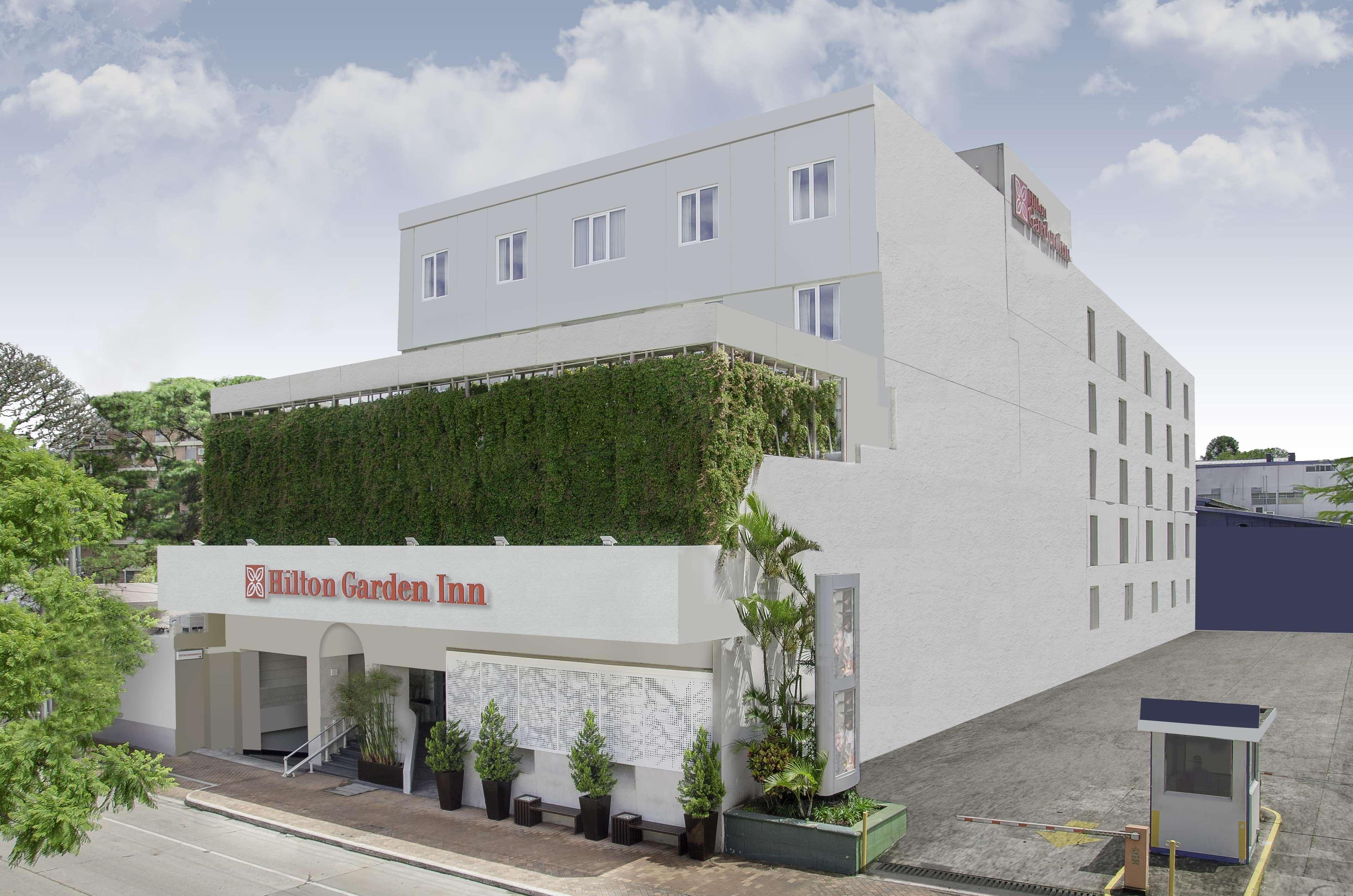 Hilton Garden Inn Guatemala City Exteriör bild