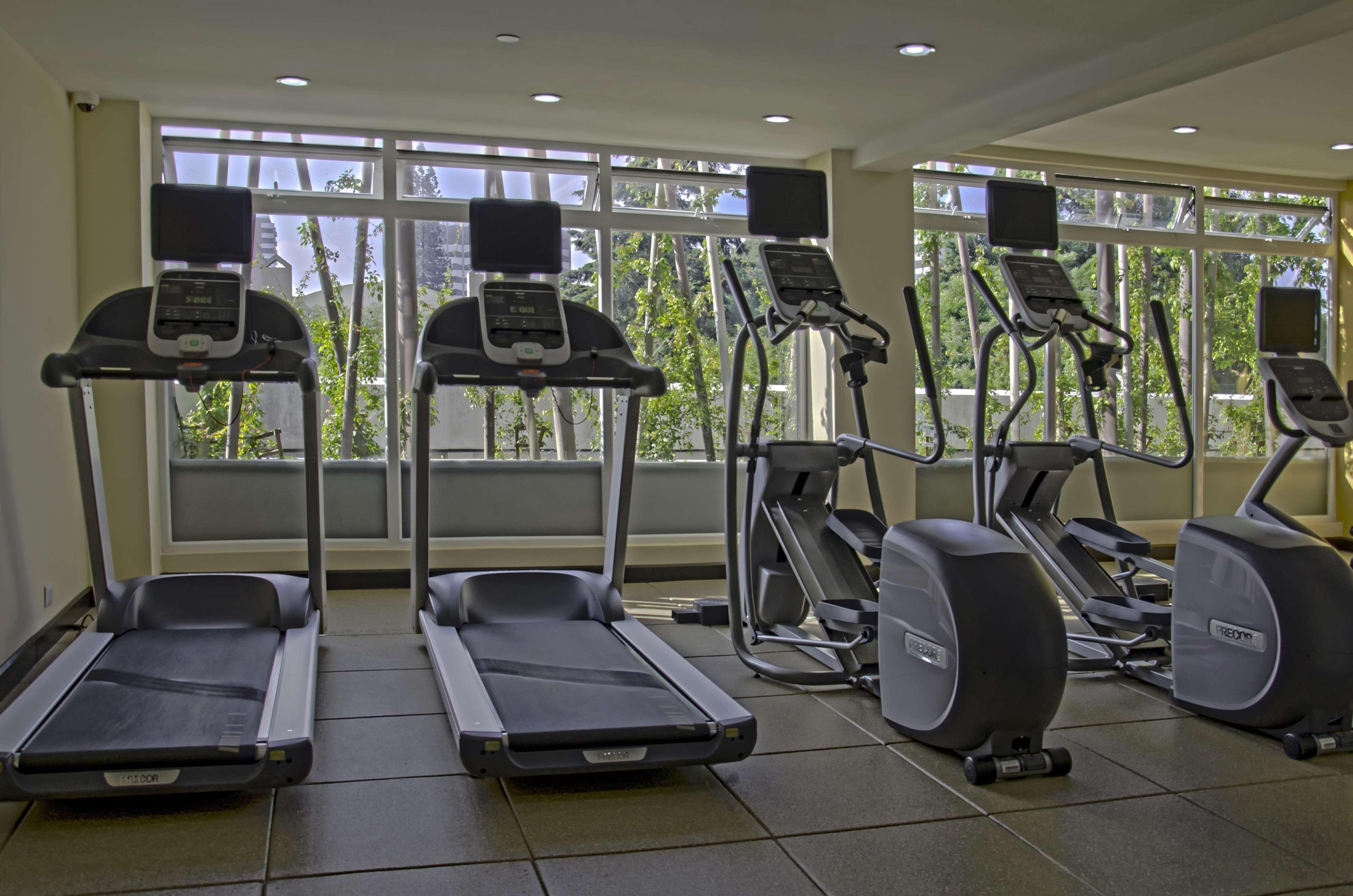Hilton Garden Inn Guatemala City Exteriör bild