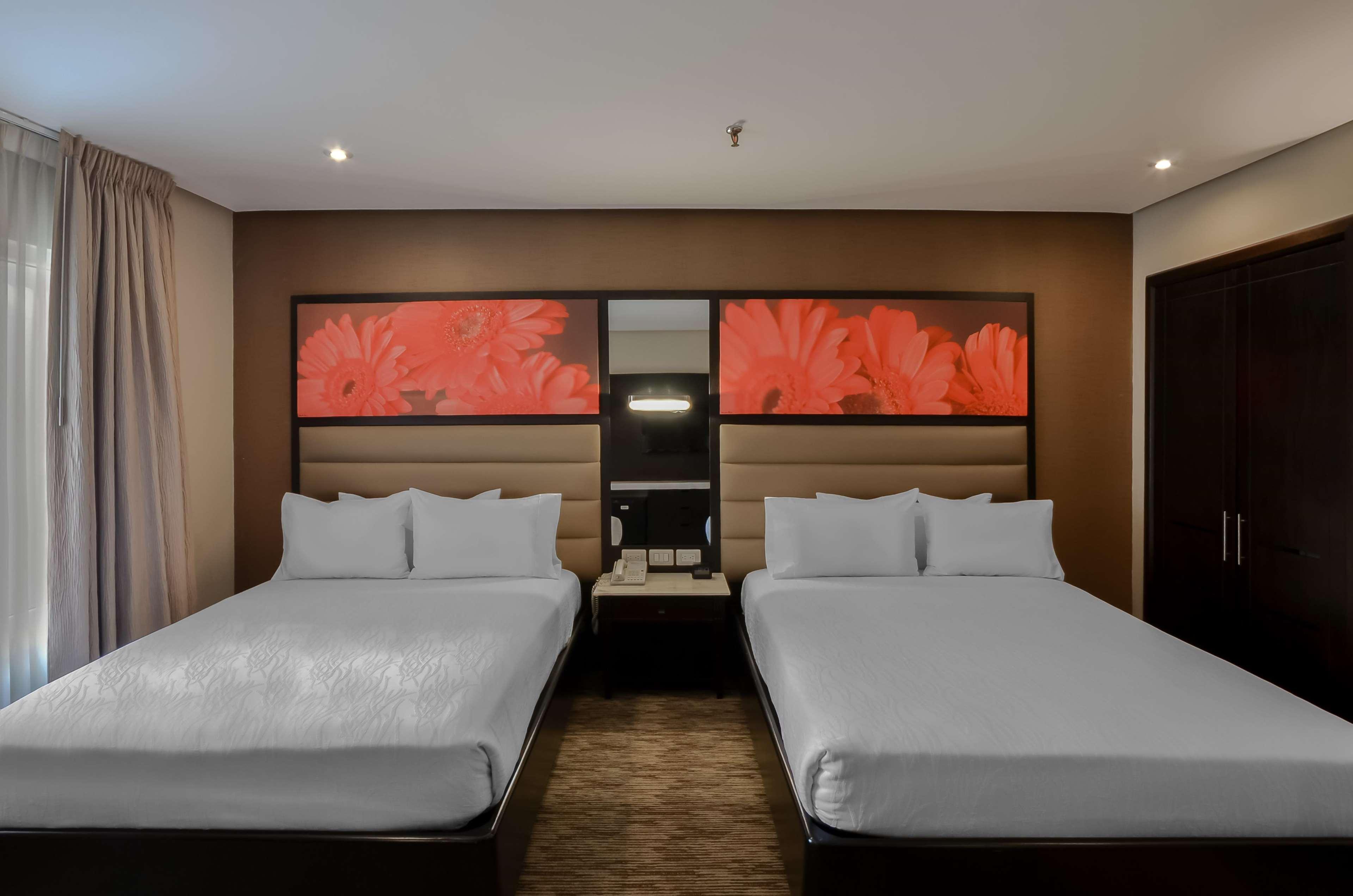 Hilton Garden Inn Guatemala City Exteriör bild