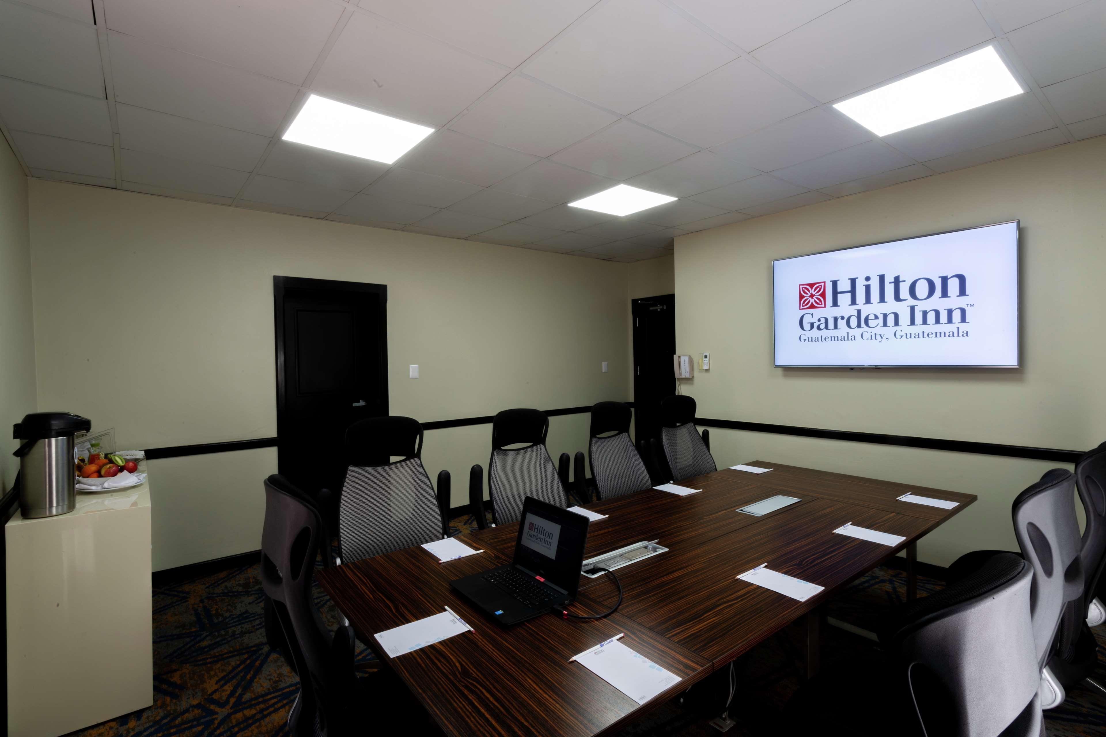 Hilton Garden Inn Guatemala City Exteriör bild