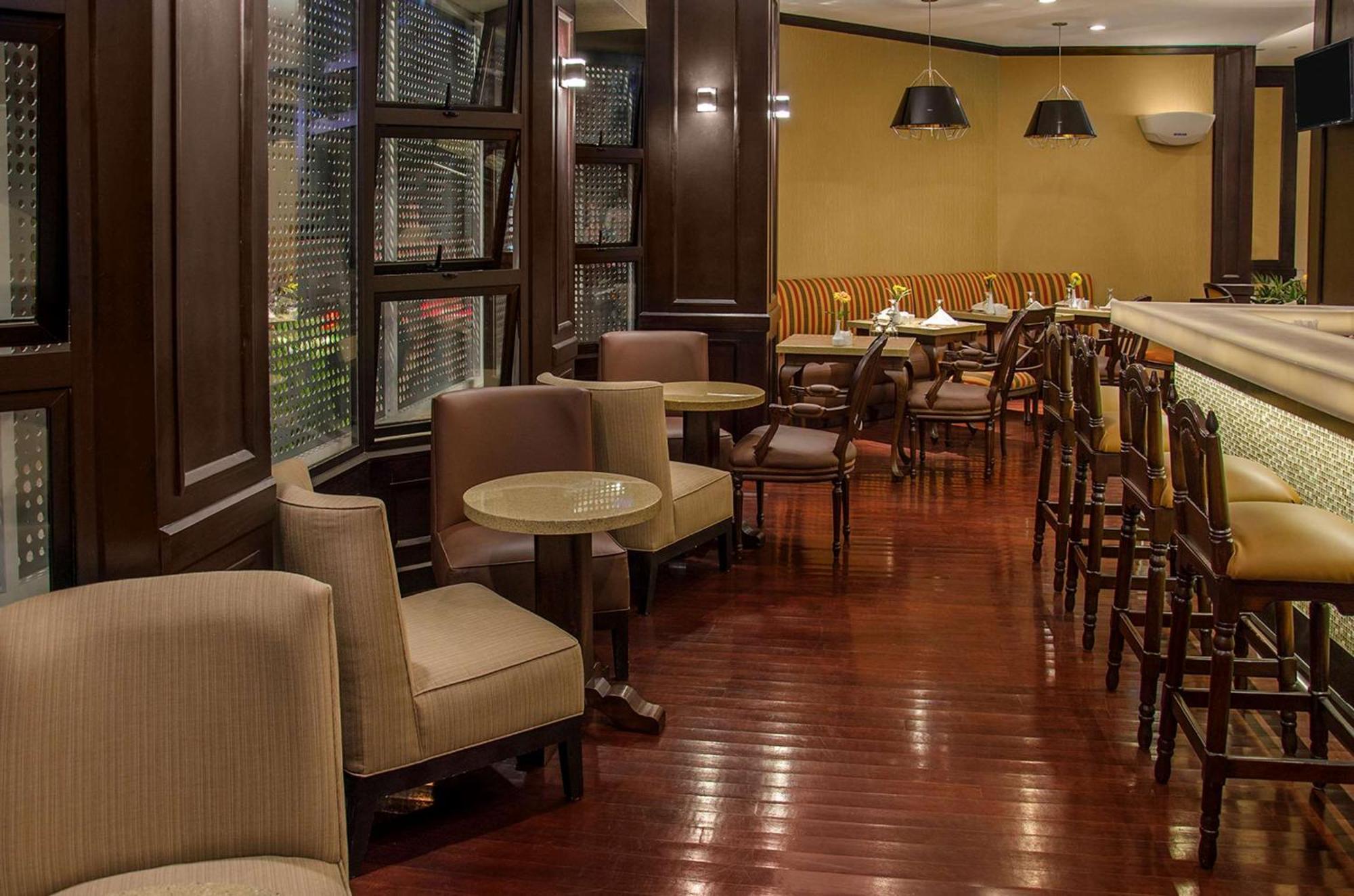 Hilton Garden Inn Guatemala City Exteriör bild