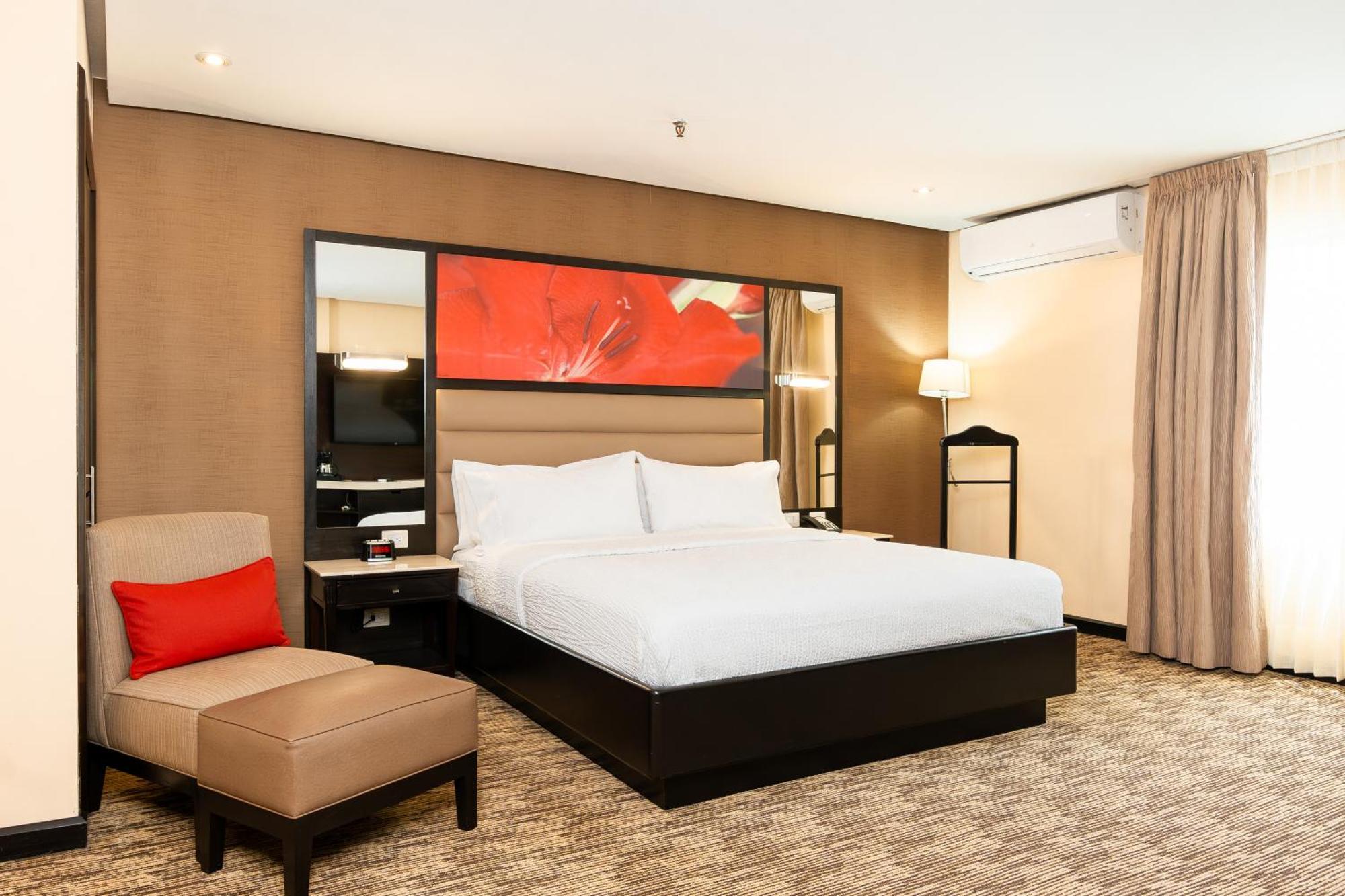 Hilton Garden Inn Guatemala City Exteriör bild